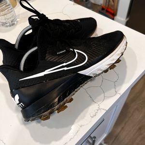 Nike Air Zoom Infinity Tour Flyknit size 10.5